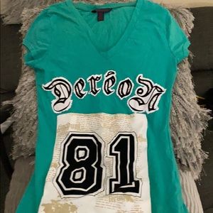 House of Dereon t shirt